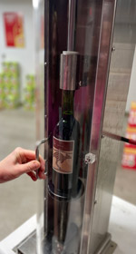 easy corking device